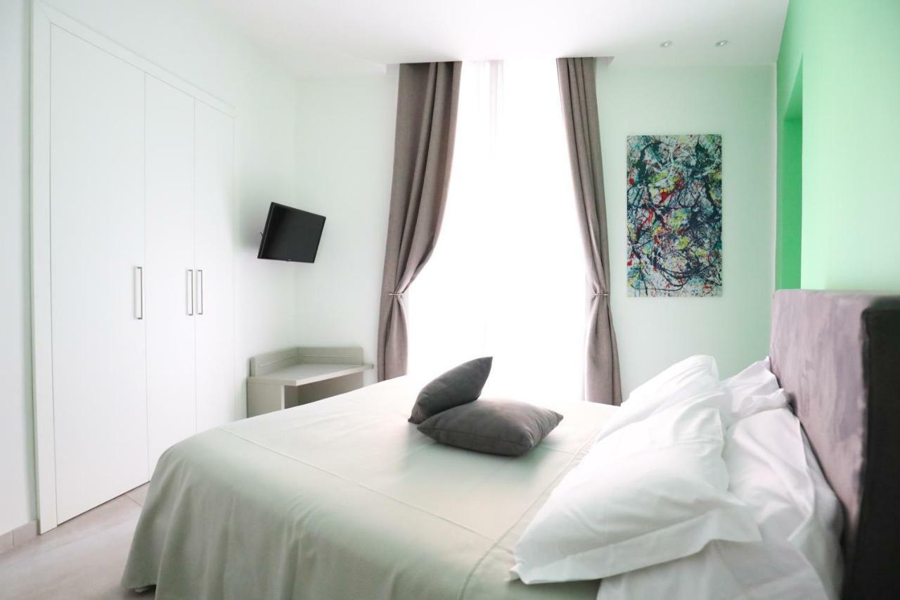 נאפולי Toledo 16 Luxury Suites מראה חיצוני תמונה